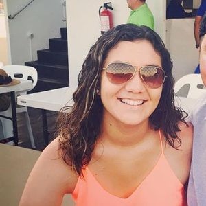 Meet your Posher, Alyssa